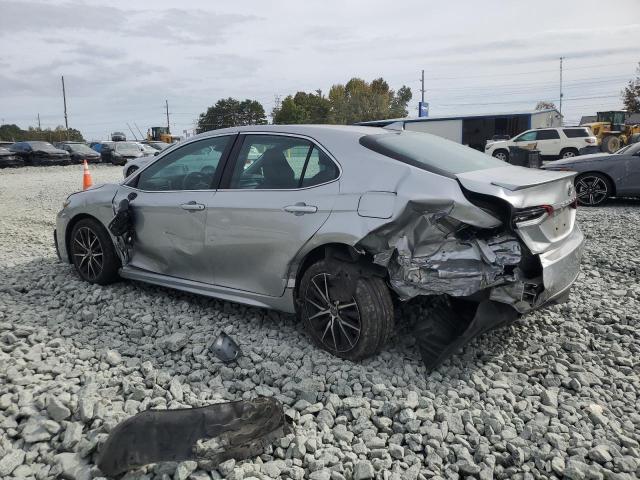 4T1G11AK9PU815913 - 2023 TOYOTA CAMRY SE NIGHT SHADE SILVER photo 2