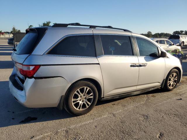 5FNRL5H63DB042917 - 2013 HONDA ODYSSEY EXL 银色 照片 3
