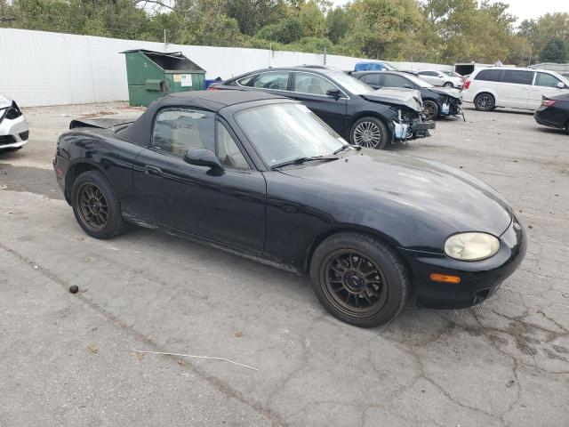 JM1NB3539X0138733 - 1999 MAZDA MX-5 MIATA BLACK photo 4