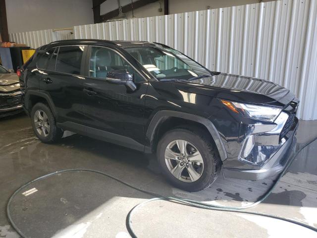 2T3W1RFVXPW286816 - 2023 TOYOTA RAV4 XLE 黑色 照片 4