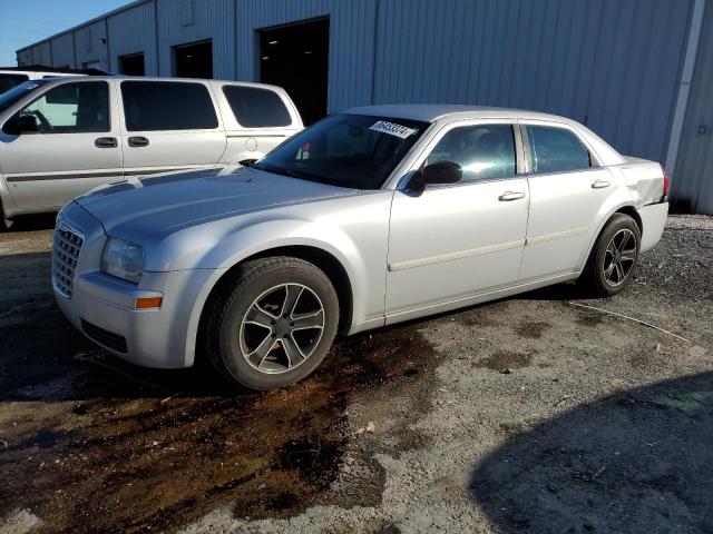 2C3JA43R15H528950 - 2005 CHRYSLER 300 SILVER photo 1