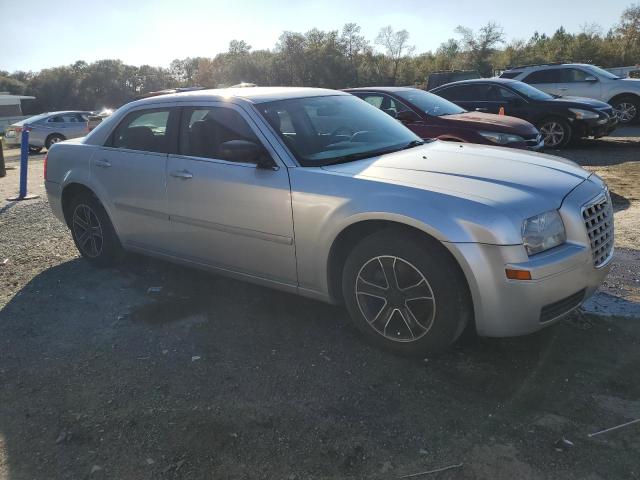 2C3JA43R15H528950 - 2005 CHRYSLER 300 SILVER photo 4