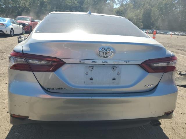 4T1F11AK1MU584626 - 2021 TOYOTA CAMRY XLE ذو لونين صورة 6