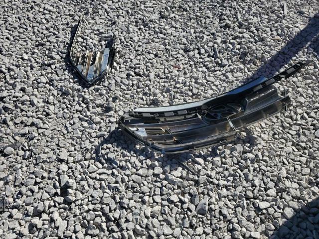 5XYZU3LB7JG535767 - 2018 HYUNDAI SANTA FE S BLUE photo 13