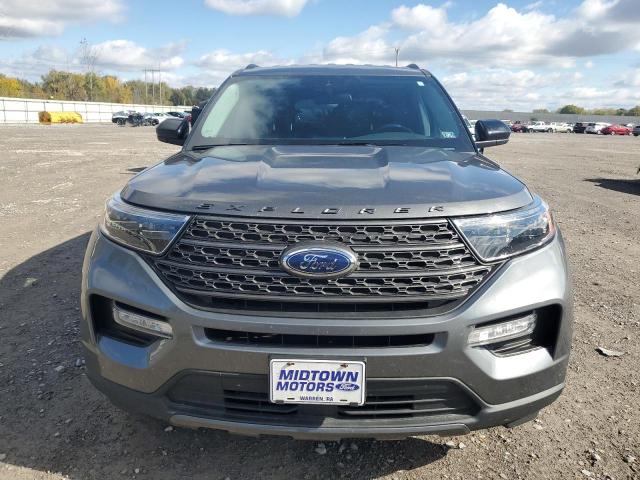 1FMSK8DH1RGA32263 - 2024 FORD EXPLORER XLT 灰色 照片 5