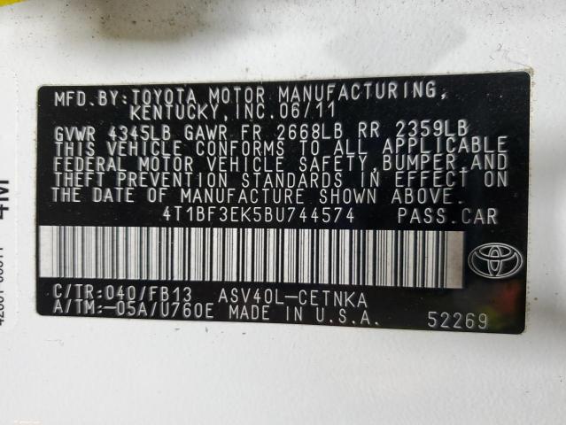 4T1BF3EK5BU744574 - 2011 TOYOTA CAMRY BASE أبيض صورة 13