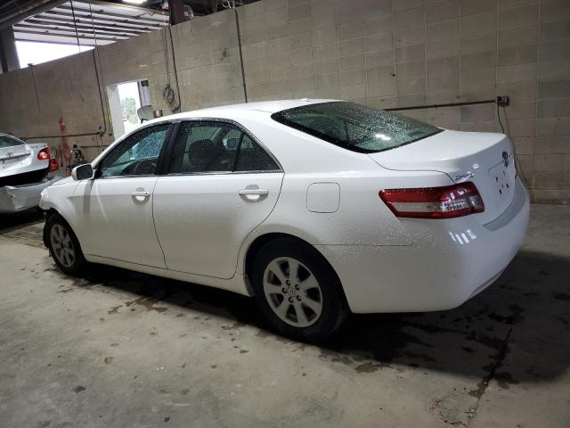 4T1BF3EK5BU744574 - 2011 TOYOTA CAMRY BASE أبيض صورة 2