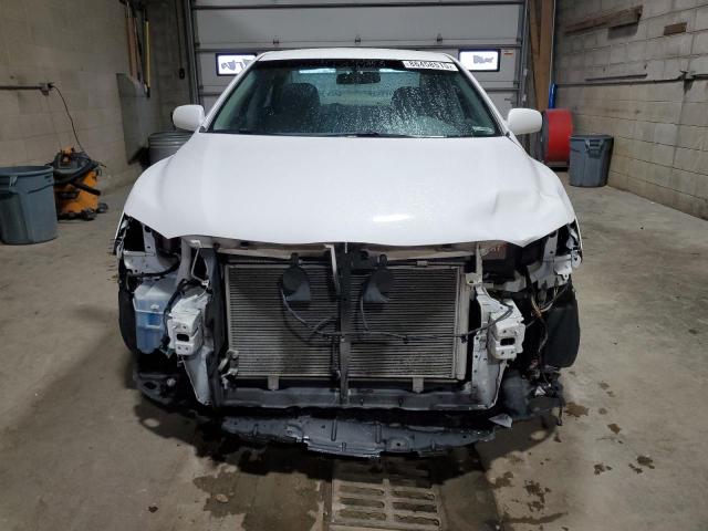 4T1BF3EK5BU744574 - 2011 TOYOTA CAMRY BASE أبيض صورة 5