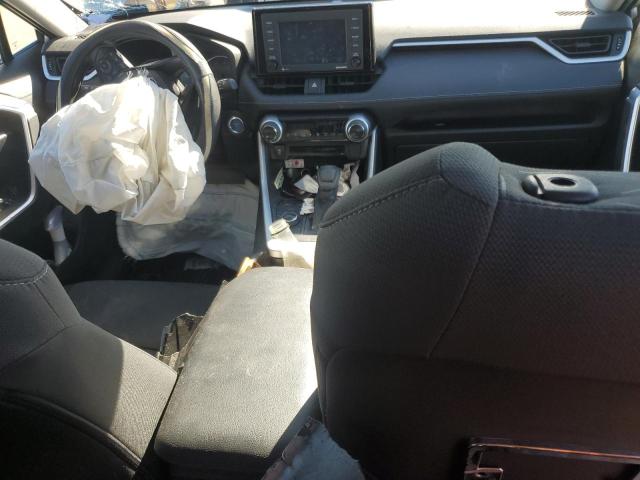 4T3RWRFV8NU059829 - 2022 TOYOTA RAV4 XLE 银色 照片 8