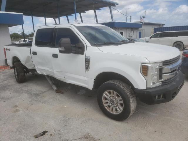1FT7W2B63KEE88196 - 2019 FORD F250 SUPER DUTY Beyaz fotoğraf 4