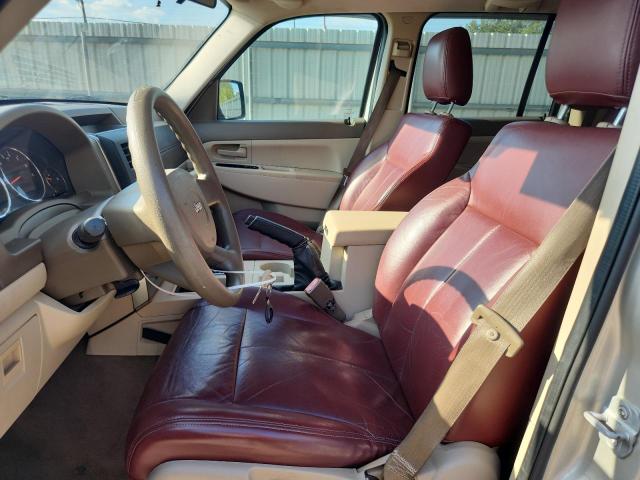 1J8GP28K98W134745 - 2008 JEEP LIBERTY SPORT GOLD photo 7