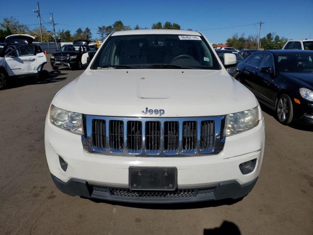 1J4RR4GG4BC712918 - 2011 JEEP GRAND CHER LAREDO WHITE photo 5