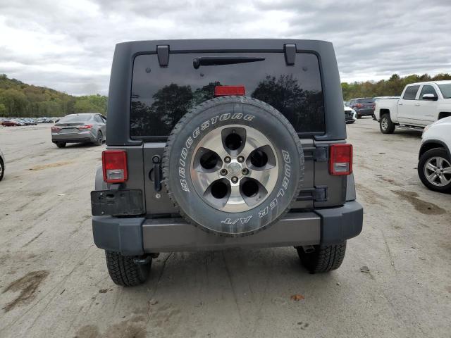 1C4BJWEG8JL841871 - 2018 JEEP WRANGLER UNLIMITED SAHARA 灰色 照片 6