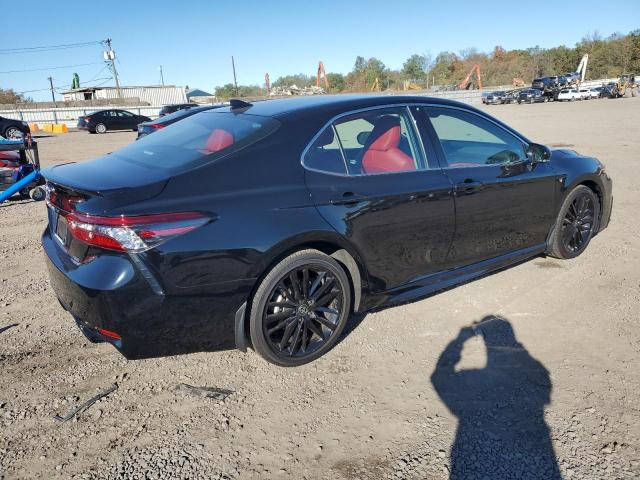 4T1K31AKXRU072413 - 2024 TOYOTA CAMRY XSE BLACK photo 3