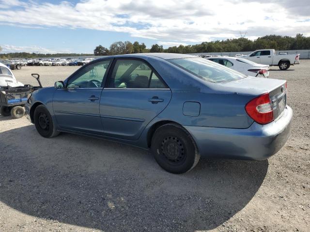 4T1BE32K13U747870 - 2003 TOYOTA CAMRY LE BLUE photo 2