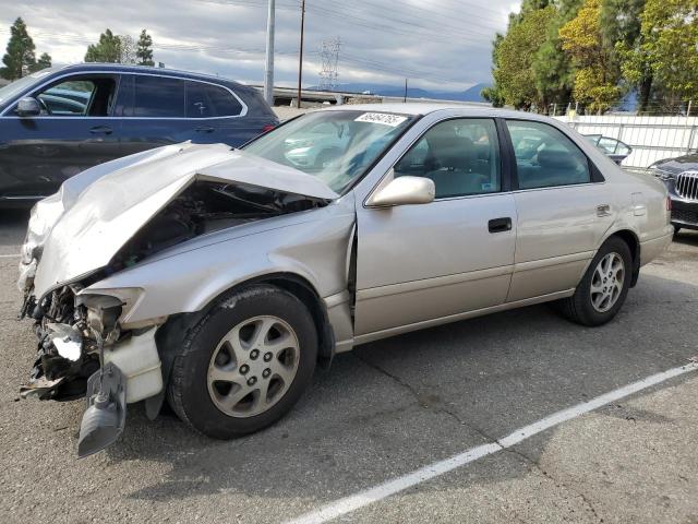 2000 TOYOTA CAMRY LE, 