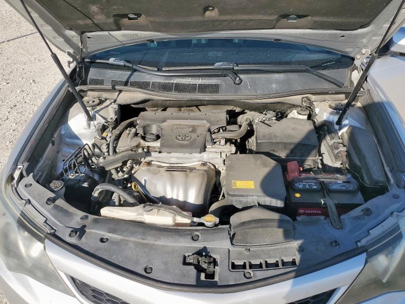 4T1BF1FK6EU748818 - 2014 TOYOTA CAMRY L 银色 照片 11