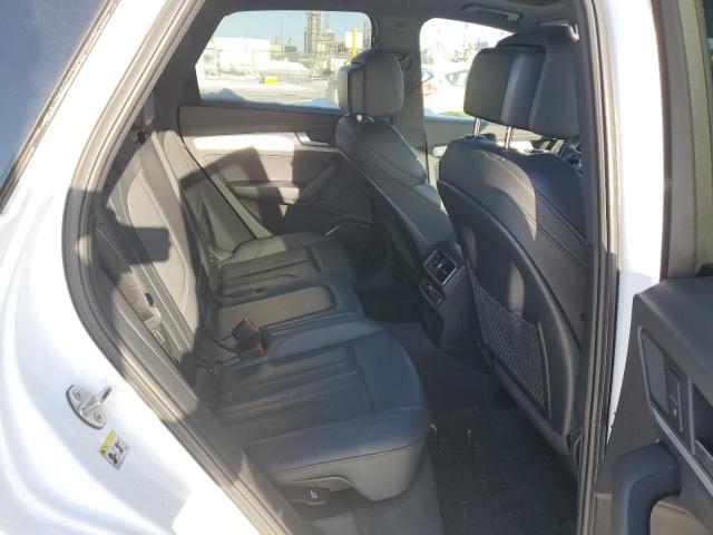 WA1ENAFYXJ2174975 - 2018 AUDI Q5 PROGRESSIV S-LINE WHITE photo 10