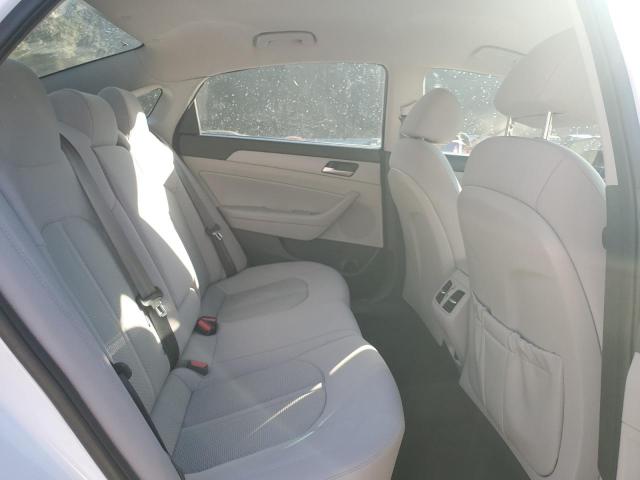 5NPE34AF9KH820784 - 2019 HYUNDAI SONATA LIMITED თეთრი ფოტო 10