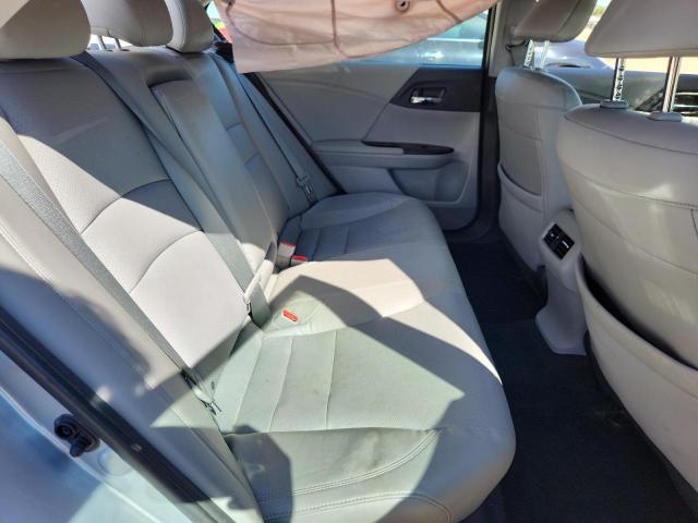 1HGCR3F80GA035256 - 2016 HONDA ACCORD EXL SILVER photo 10