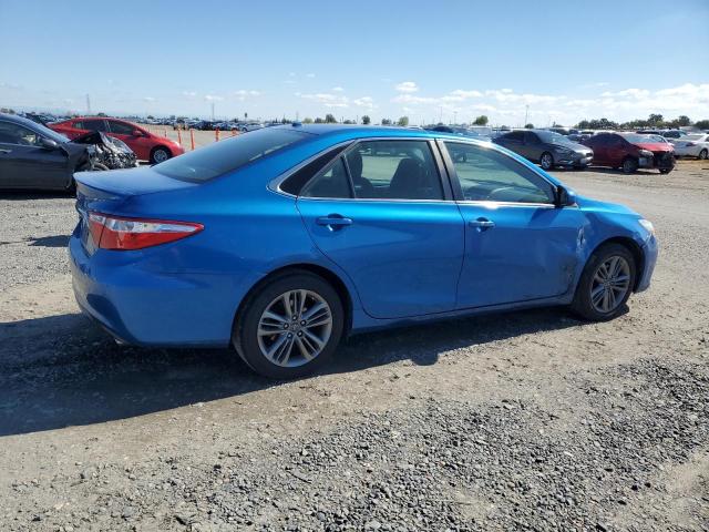 4T1BF1FK5HU695808 - 2017 TOYOTA CAMRY LE 蓝色 照片 3