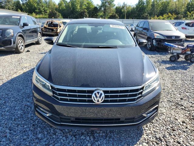 1VWGT7A32HC030941 - 2017 VOLKSWAGEN PASSAT SE BLACK photo 5