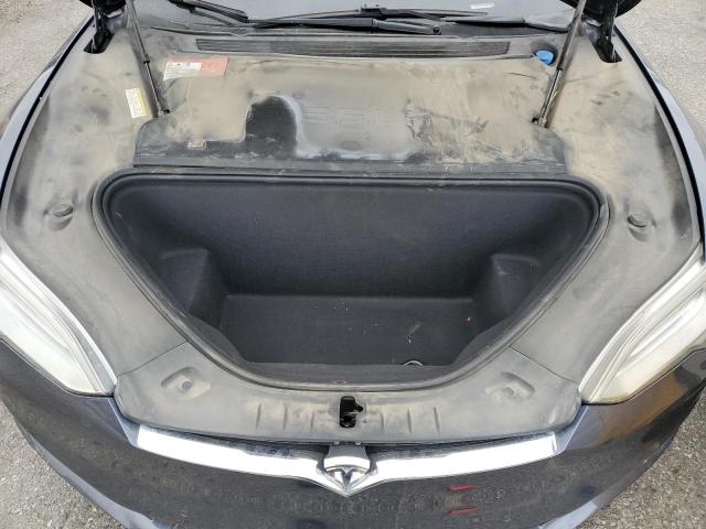 5YJSA1E19GF161133 - 2016 TESLA MODEL S GRAY photo 11