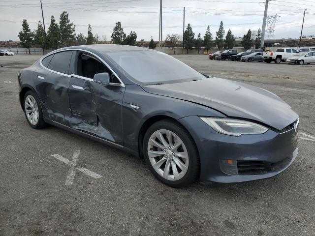 5YJSA1E19GF161133 - 2016 TESLA MODEL S GRAY photo 4