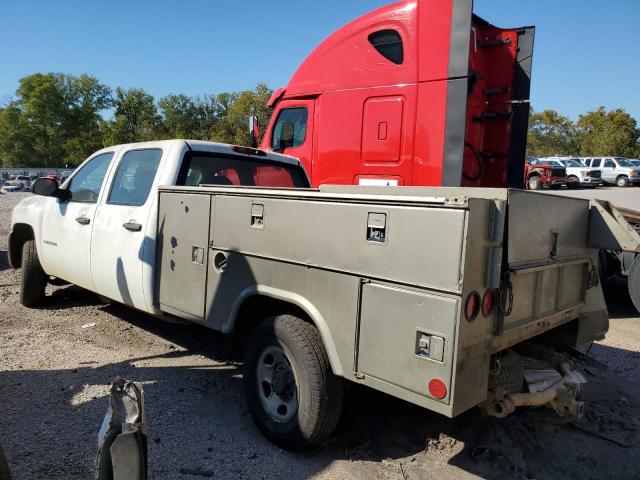 1GCHC23KX8F210973 - 2008 CHEVROLET SILVERADO C2500 HEAVY DUTY WHITE photo 2