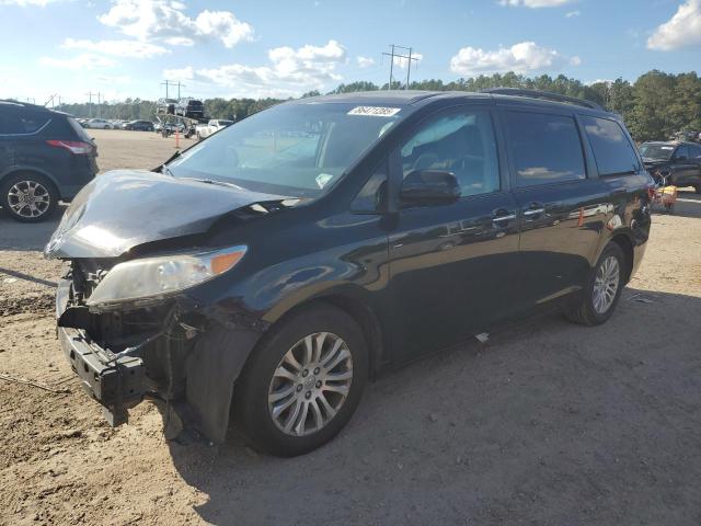 2015 TOYOTA SIENNA XLE, 