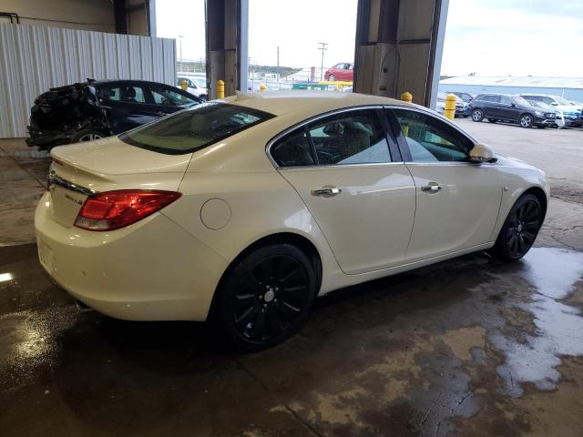 2G4GU5GV8D9153136 - 2013 BUICK REGAL PREMIUM WHITE photo 3