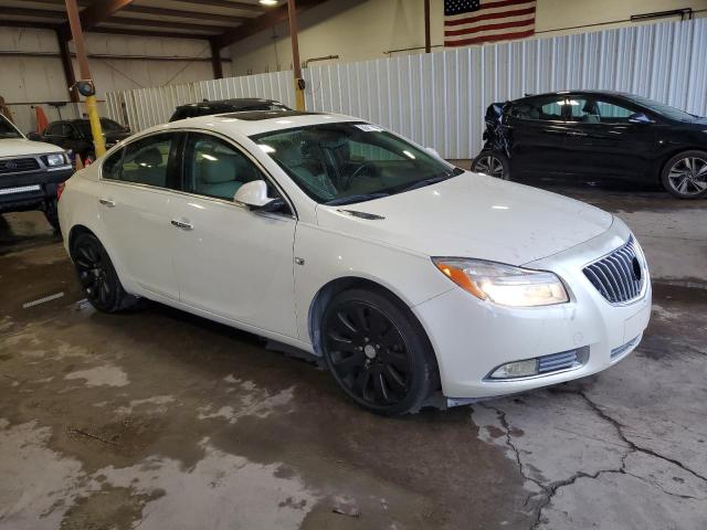 2G4GU5GV8D9153136 - 2013 BUICK REGAL PREMIUM WHITE photo 4