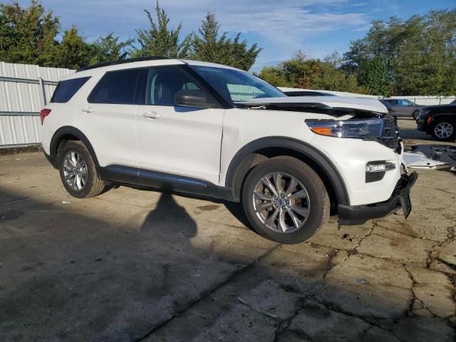 1FMSK8DH9LGC40687 - 2020 FORD EXPLORER XLT Blanc photo 4