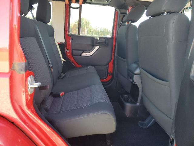 1C4BJWEG8CL262799 - 2012 JEEP WRANGLER U SAHARA RED photo 10