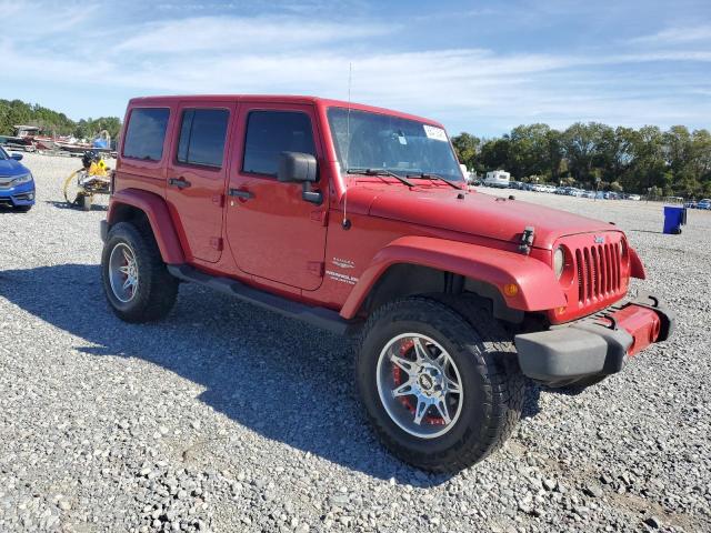 1C4BJWEG8CL262799 - 2012 JEEP WRANGLER U SAHARA RED photo 4