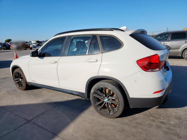 WBAVM5C59DVV89683 - 2013 BMW X1 XDRIVE35I WHITE photo 2