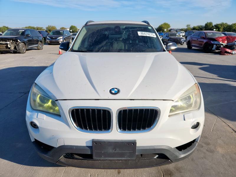 WBAVM5C59DVV89683 - 2013 BMW X1 XDRIVE35I WHITE photo 5