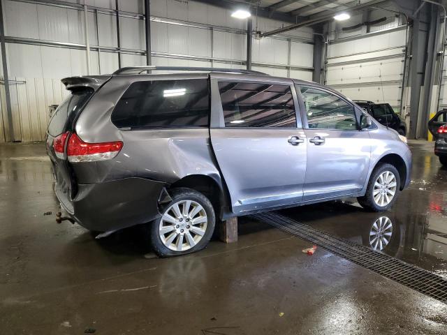 5TDDK3DC6ES092706 - 2014 TOYOTA SIENNA XLE GRAY photo 3