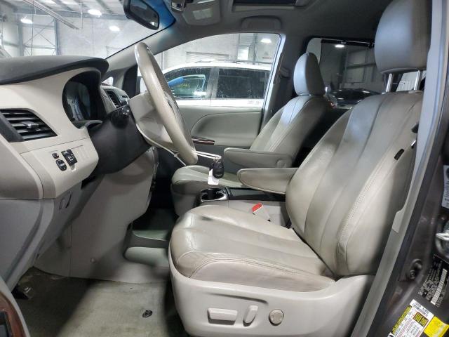 5TDDK3DC6ES092706 - 2014 TOYOTA SIENNA XLE GRAY photo 7