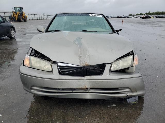 4T1BF22K11U118582 - 2001 TOYOTA CAMRY LE TAN photo 5