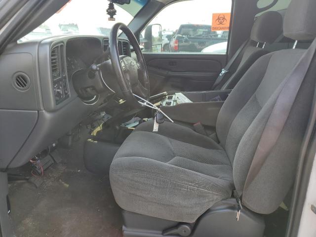 1GCHK232X6F110873 - 2006 CHEVROLET SILVERADO K2500 HEAVY DUTY WHITE photo 7