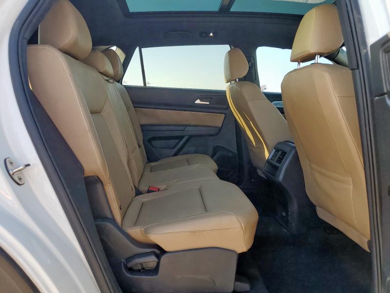 1V25C2CA5LC225660 - 2020 VOLKSWAGEN ATLAS CROS SE Biały zdjęcie 11