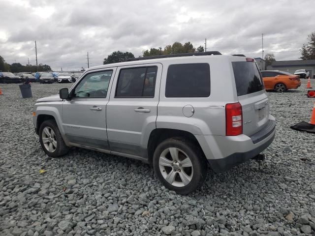 1J4NF1GB9BD127627 - 2011 JEEP PATRIOT SPORT ვერცხლისფერი ფოტო 2