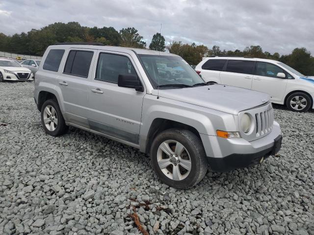 1J4NF1GB9BD127627 - 2011 JEEP PATRIOT SPORT ვერცხლისფერი ფოტო 4