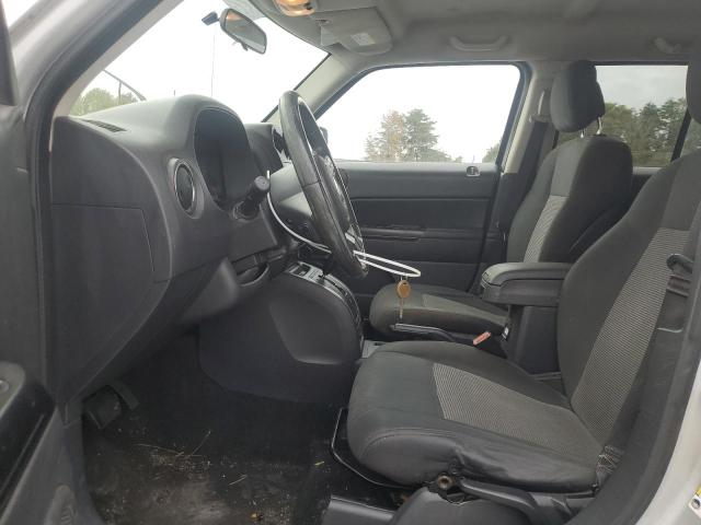 1J4NF1GB9BD127627 - 2011 JEEP PATRIOT SPORT ვერცხლისფერი ფოტო 7