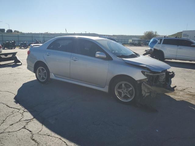 1NXBU40E29Z002544 - 2009 TOYOTA COROLLA BASE ვერცხლისფერი ფოტო 4