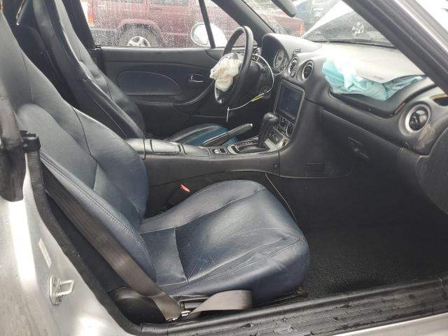JM1NB353840402455 - 2004 MAZDA MX-5 MIATA BASE SILVER photo 10