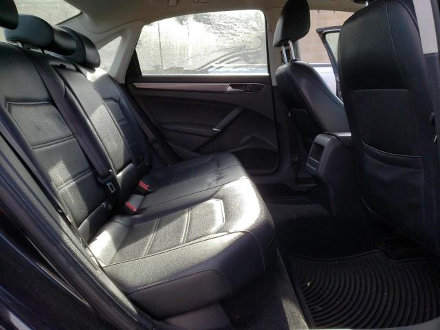 1VWDT7A30HC012764 - 2017 VOLKSWAGEN PASSAT R-LINE შავი ფოტო 10