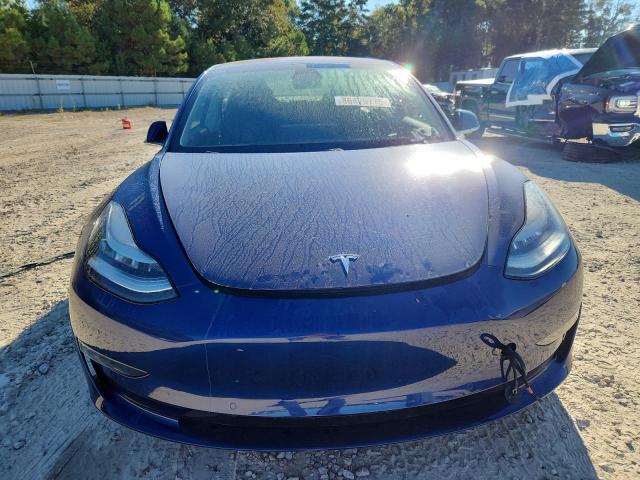 5YJ3E1EA6JF154284 - 2018 TESLA MODEL 3 Blau Foto 5