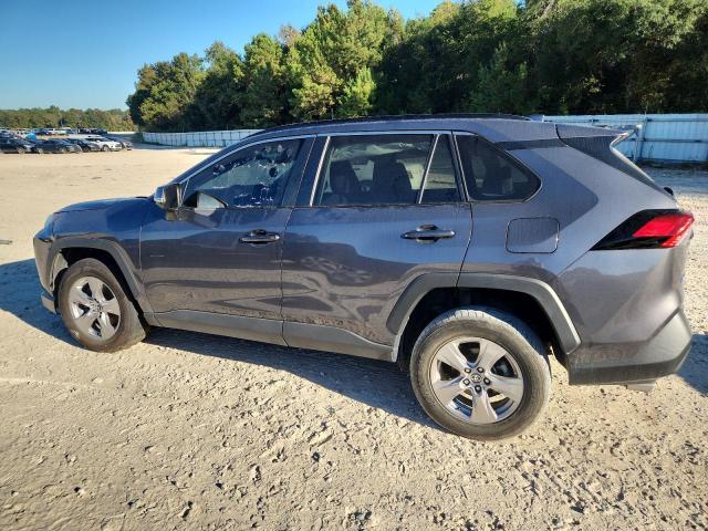 2T3P1RFV7NW299508 - 2022 TOYOTA RAV4 XLE GRAY photo 2